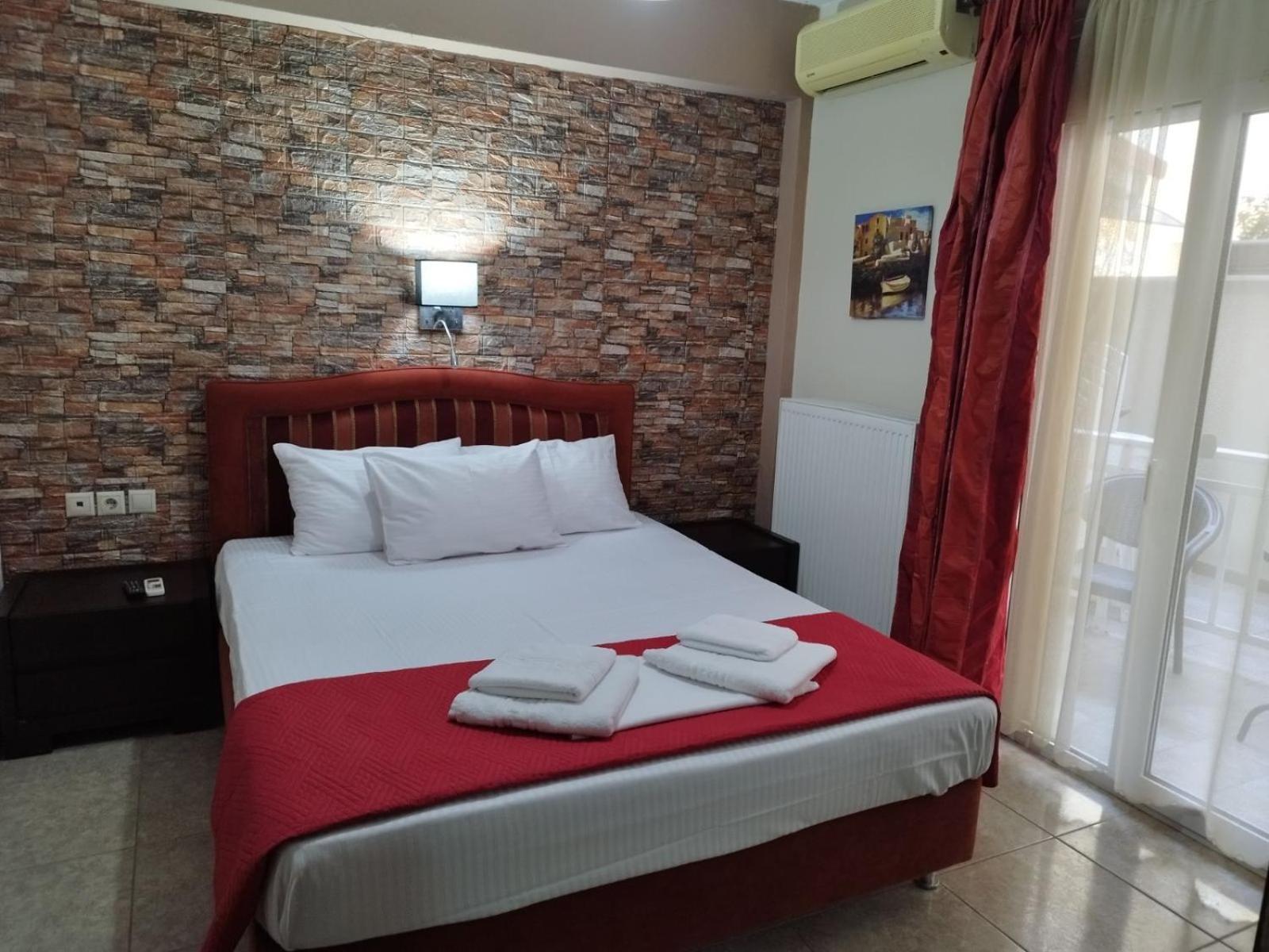 Hotel Villa Pigasos Paralía 외부 사진