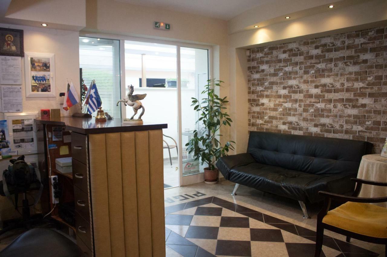 Hotel Villa Pigasos Paralía 외부 사진